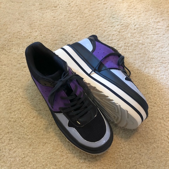 Platform UGGs - Picture 1 of 2